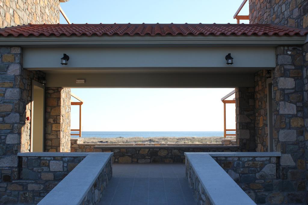 Evgatis Beach Luxury Apts Thanos Екстериор снимка